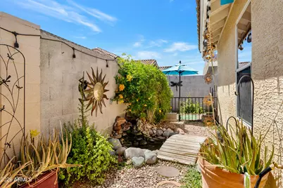 911 E Annette Drive, Phoenix, AZ 85022 - Photo 33