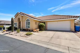 911 E Annette Dr, Phoenix, AZ 85022 - Photo 35