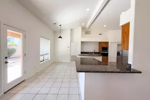 1207 E Clearview Dr, Casa Grande, AZ 85122 - Photo 13