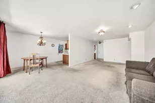 1330 E Catalina Dr, Phoenix, AZ 85014 - Photo 11