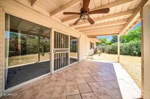 1330 E Catalina Dr, Phoenix, AZ 85014 - Photo 43