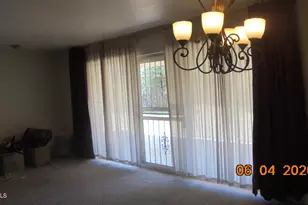1330 E Catalina Dr, Phoenix, AZ 85014 - Photo 11