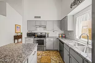 4525 E Towne Ln, Gilbert, AZ 85234 - Photo 17