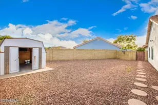 6585 N 77th Dr, Glendale, AZ 85303 - Photo 33