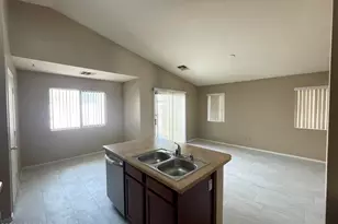 5910 S 32nd Ave, Phoenix, AZ 85041 - Photo 7