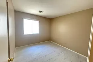 5910 S 32nd Ave, Phoenix, AZ 85041 - Photo 15