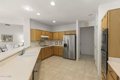 15872 W Laurel Canyon Court, Surprise, AZ 85374 - Photo 17