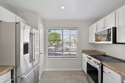 21820 N 32nd Avenue, Phoenix, AZ 85027 - Photo 15
