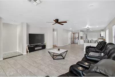 21820 N 32nd Avenue, Phoenix, AZ 85027 - Photo 5