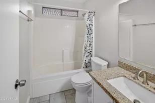 21820 N 32nd Ave, Phoenix, AZ 85027 - Photo 17
