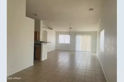 915 W Bowker Street, Phoenix, AZ 85041 - Photo 3