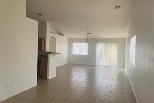 915 W Bowker St, Phoenix, AZ 85041 - Photo 3