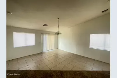 915 W Bowker Street, Phoenix, AZ 85041 - Photo 7