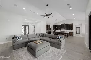 8236 N Calle Hermosa Cir, Casa Grande, AZ 85194 - Photo 15