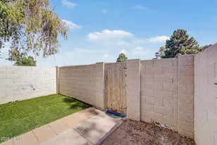 1342 W Emerald Ave, Mesa, AZ 85202 - Photo 25