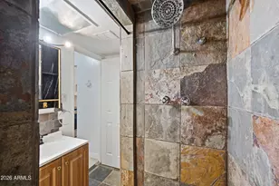 1031 E Vermont Ave, Phoenix, AZ 85014 - Photo 17