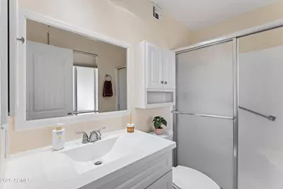 10006 W Deanita Lane, Sun City, AZ 85351 - Photo 13