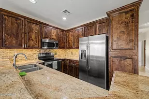 8950 W Grovers Ave, Peoria, AZ 85382 - Photo 7