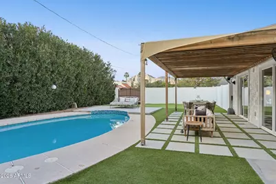 6119 E Carnation Circle, Phoenix, AZ 85018 - Photo 33