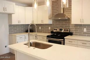 2238 E Mulberry Dr, Phoenix, AZ 85016 - Photo 3