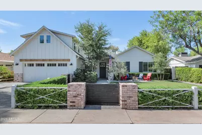 5321 E Earll Drive, Phoenix, AZ 85018 - Photo 1