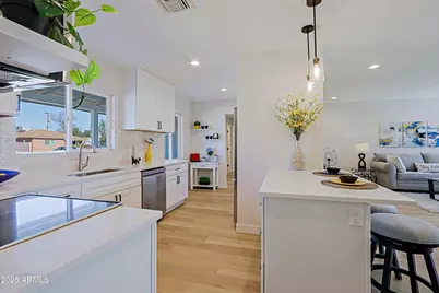 1215 E Cambridge Avenue, Phoenix, AZ 85006 - Photo 13