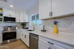 1215 E Cambridge Ave, Phoenix, AZ 85006 - Photo 23
