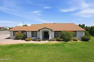 2830 E Ryan Rd, Gilbert, AZ 85297 - Photo 5