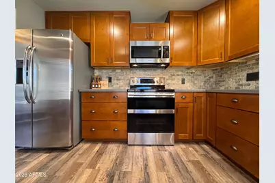 2435 W Greenway Road #8, Phoenix, AZ 85023 - Photo 11