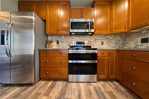 2435 W Greenway Rd, Phoenix, AZ 85023 - Photo 11