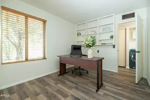 2435 W Greenway Rd, Phoenix, AZ 85023 - Photo 17