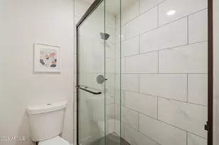 2025 E Campbell Ave, Phoenix, AZ 85016 - Photo 9