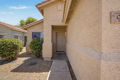 955 E Monteleone Street, San Tan Valley, AZ 85140 - Photo 3