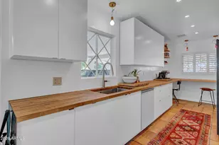 309 E Keim Dr, Phoenix, AZ 85012 - Photo 11