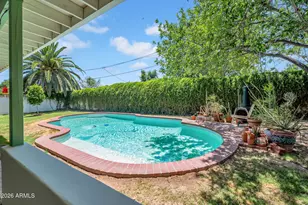 309 E Keim Dr, Phoenix, AZ 85012 - Photo 31