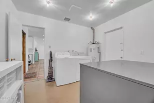 309 E Keim Dr, Phoenix, AZ 85012 - Photo 21