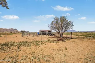 76 Mustang Ranch Rd, Elgin, AZ 85611 - Photo 25