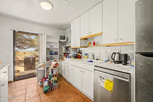 76 Mustang Ranch Rd, Elgin, AZ 85611 - Photo 11