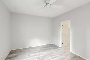 100 E Fillmore St, Phoenix, AZ 85004 - Photo 11