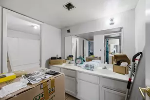 1051 S Dobson Rd, Mesa, AZ 85202 - Photo 17