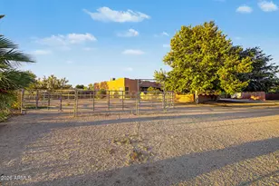 25645 W Blue Sky Dr, Wittmann, AZ 85361 - Photo 45