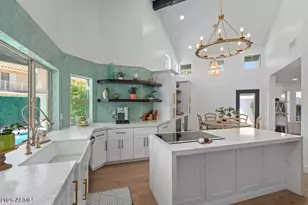 8672 E Thoroughbred Trail, Scottsdale, AZ 85258 - Photo 11