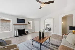 18809 N 43rd Pl, Phoenix, AZ 85050 - Photo 13