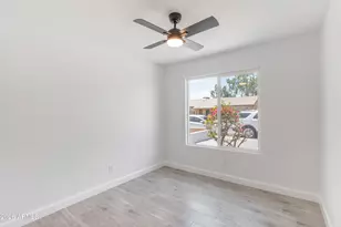 6924 W Beatrice St, Phoenix, AZ 85043 - Photo 13