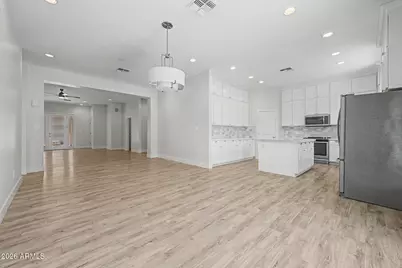 2245 E Cheery Lynn Road, Phoenix, AZ 85016 - Photo 5