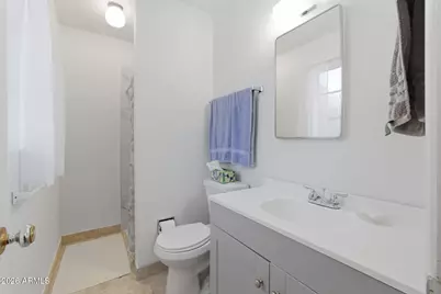8425 E Rancho Vista Drive, Scottsdale, AZ 85251 - Photo 19