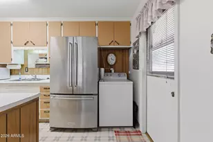 8425 E Rancho Vista Dr, Scottsdale, AZ 85251 - Photo 11