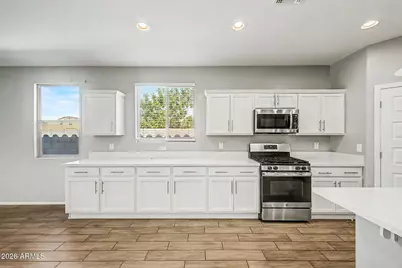 18362 W Illini Street, Goodyear, AZ 85338 - Photo 9