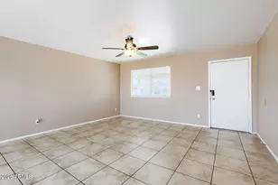 4526 E Burgess Ln, Phoenix, AZ 85042 - Photo 9