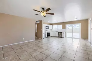 4526 E Burgess Ln, Phoenix, AZ 85042 - Photo 7